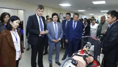 пресс-служба НЦОЗ МЗ РК, фото - Новости Zakon.kz от 05.09.2018 17:29