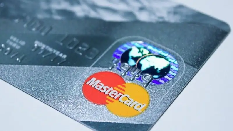 Mastercard заблокировала доступ к платежной сети нескольким банкам России