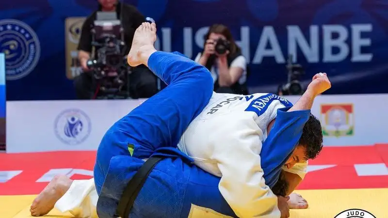Дзюдоист Ерасыл Кажыбаев завоевал "бронзу" Гран-при в Душанбе