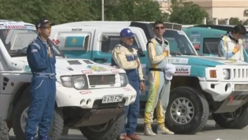 В Мангистау продолжается первый казахстанский ралли-рейд «Rally Kazakhstan — 2015»
