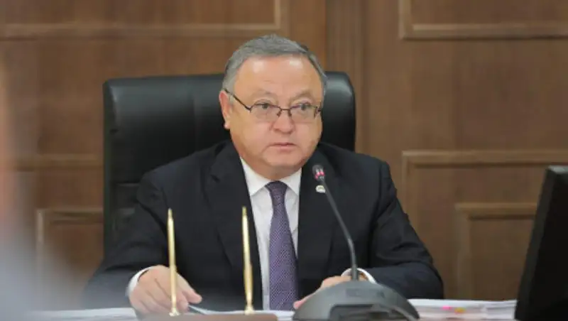 Уразалин раскритиковал департамент контроля качества и безопасности товаров и услуг