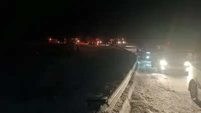 трасса, непогода , фото - Новости Zakon.kz от 30.03.2022 09:24