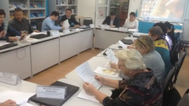 В Усть-Каменогорске обсудили проблемы многоквартирных жилых домов