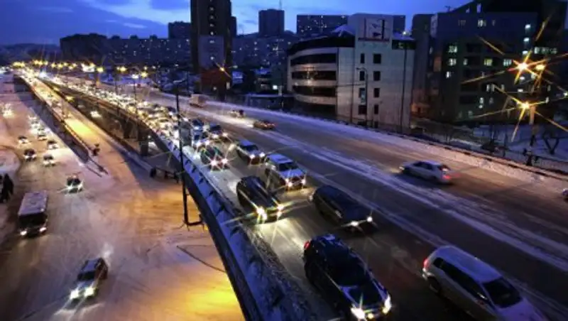 Шаурма "помогла" депутату спасти девушку от насильника