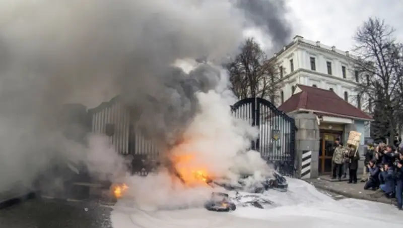 Обстановка в центре Киева вновь накаляется