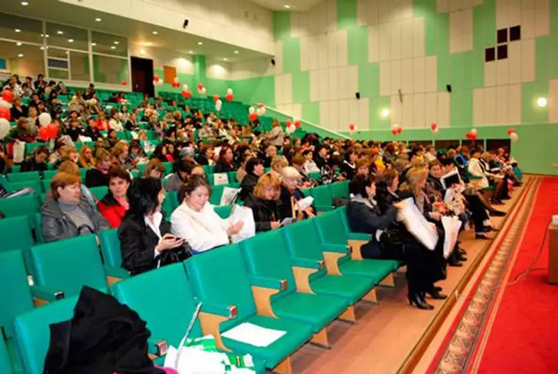 О большом бухгалтерском турне по Казахстану О большом бухгалтерском турне по Казахстану, фото - Новости Zakon.kz от 02.10.2014 20:12