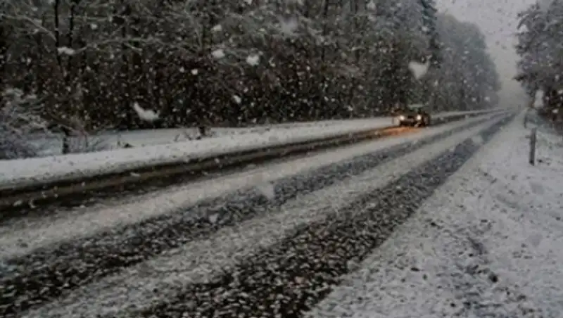 В РК введены ограничения движения по двум областям