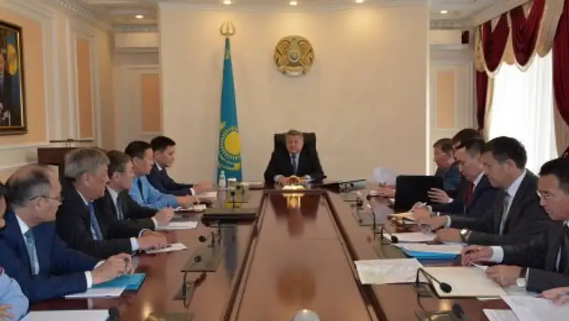 В акимате Акмолинской области рассмотрели вопросы земельных участков сёл Целиноградского района