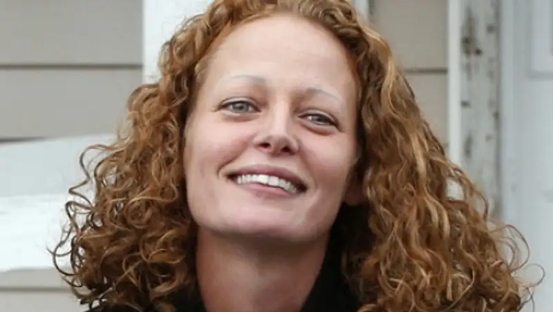 Медсестра потребовала компенсацию из-за госпитализации с подозрением на Эболу