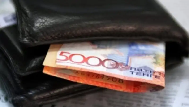 Почти до 148 тыс.тенге выросла среднемесячная номинальная зарплата казахстанцев