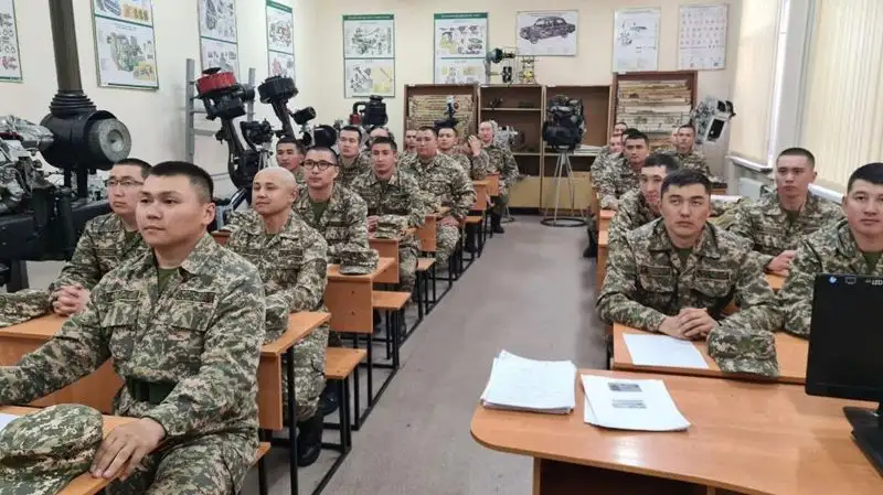 В Военно-технической школе Алматы прошел День открытых дверей