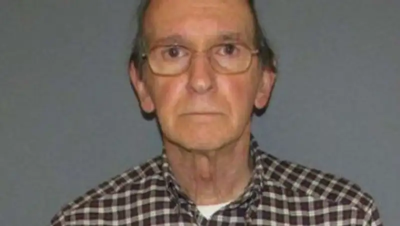 74-летний пенсионер стал героем соцсетей из-за ненависти к Ким Кардашьян