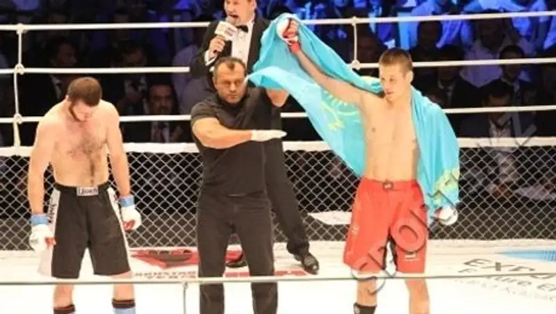 Бойцы из Казахстана взяли три «золота» на Чемпионате Азии по ММА