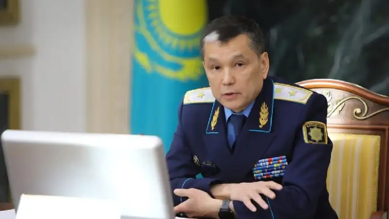 Финпирамиды, "телефонный терроризм" и защита детей от насилия: интервью с первым заместителем Генпрокурора Казахстана