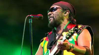 The Vinyl Factory, фото - Новости Zakon.kz от 13.09.2020 00:49