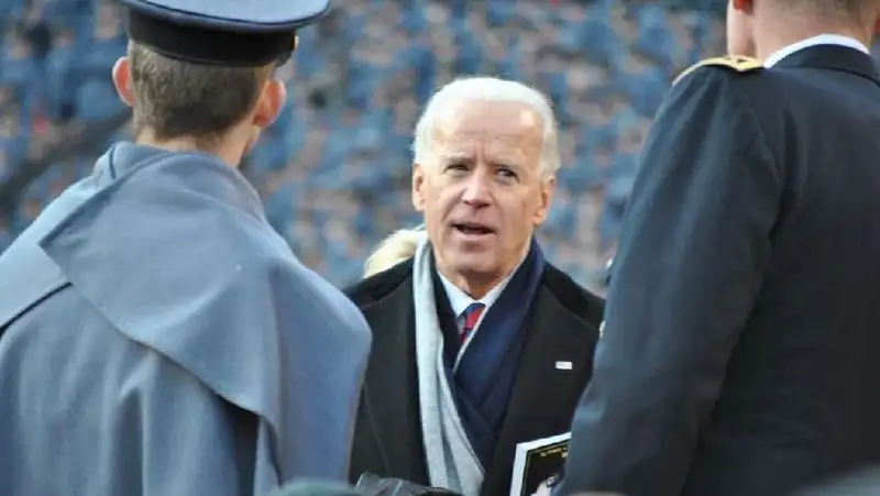 Трамп: администрация США не знает, как общаться с Путиным