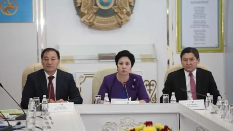 Госсекретарь РК приняла участие в расширенном заседании Совета Ассамблеи народа Казахстана