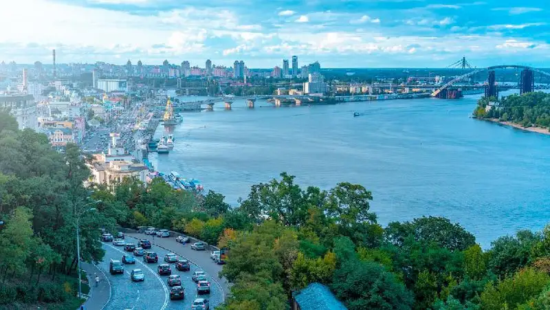 Ситуация в Украине: Сербия закрыла свое посольство в Киеве, Франция передаст ПВО Crotale