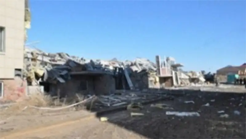 Абдибеков прокомментировал срыв сроков сдачи жилья для жителей рухнувшего дома в «Бесобе»