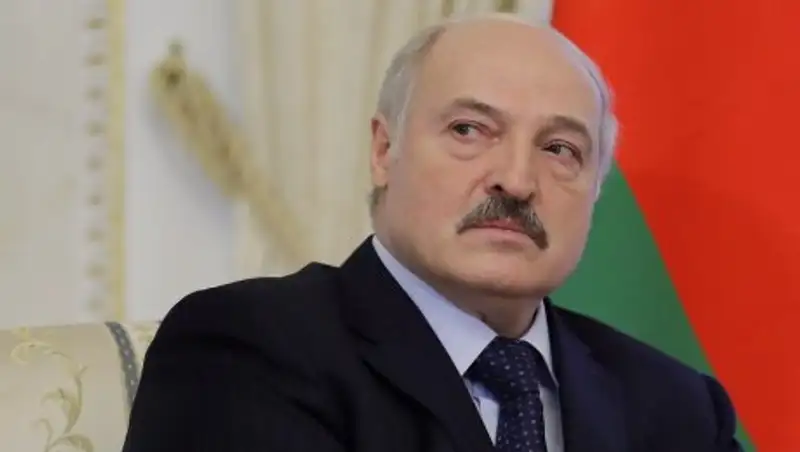 Лукашенко заявил о пьянстве в правительстве и пообещал новые перестановки