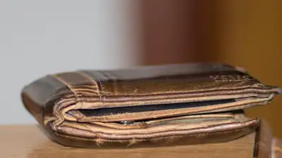 деньги, бедность, фото - Новости Zakon.kz от 03.02.2023 11:21