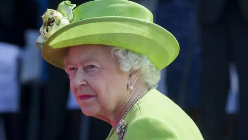 Елизавета II находилась менее чем в километре от теракта в центре Лондона