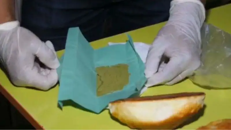 Под кодом "горячие пирожки" в столичном кафе продавали гашиш