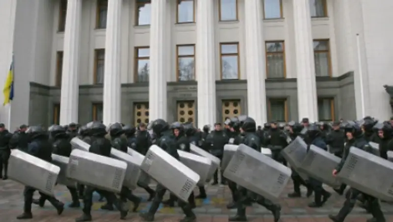 Депутат Рады предложил сажать на три года за «неприятие» власти