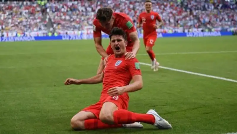 Магуайр вывел англичан вперёд в матче 1/4 чемпионата мира