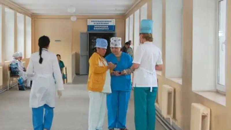 В Атырау мальчик, перенесший клиническую смерть после укуса собаки, готовится к выписке