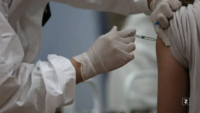 Более 200 вакцин от COVID-19 разрабатывается в мире