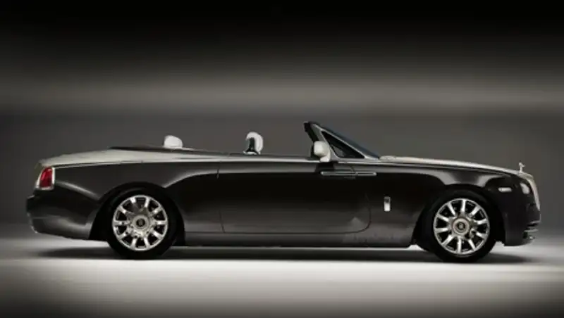 Rolls-Royce объявил имя нового кабриолета