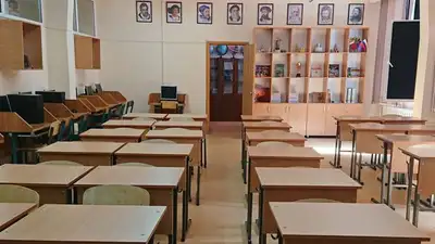 Головой о доску: учителя уволили за аморальный поступок , фото - Новости Zakon.kz от 05.10.2023 22:34