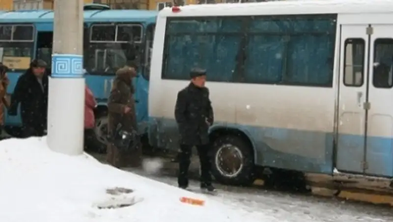 Более 200 тысяч актюбинок 8 марта смогут бесплатно ездить в общественном транспорте