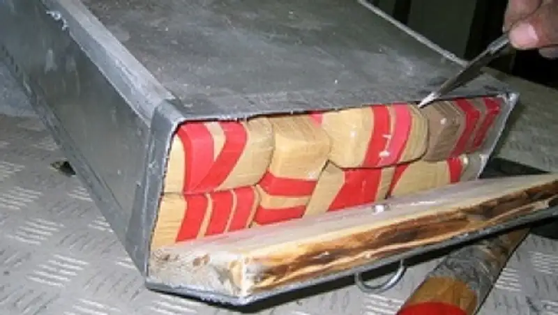 В ЮКО судмедэксперт хотел поменять украденный героин на автомашину «Nissan-Patrol»