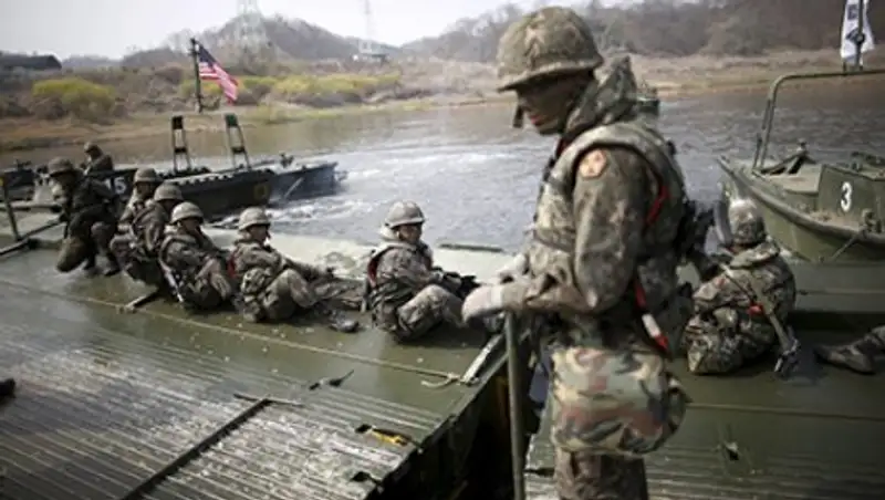 Южная Корея и США начали совместные учения по отражению агрессии КНДР