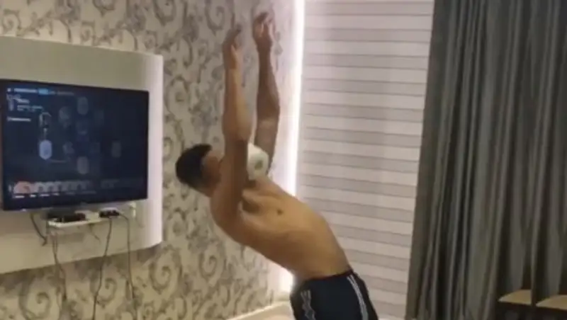 Соревнования отменены из-за коронавируса: Чем теперь занимаются спортсмены