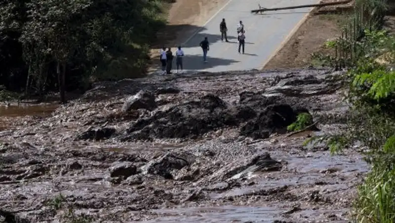 Число погибших при прорыве дамбы в Бразилии превысило 120