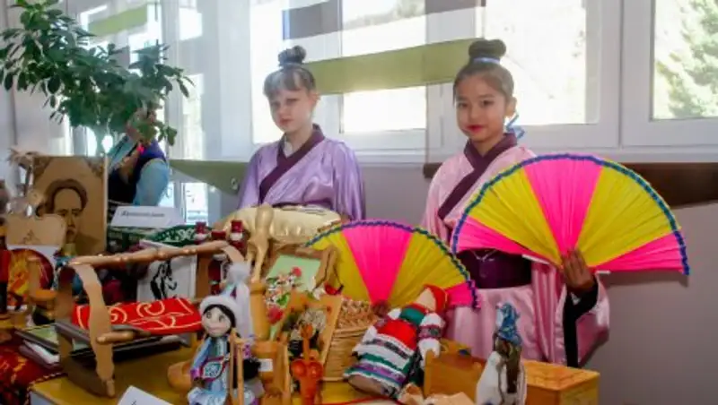 Несколько месяцев школьники ВКО исследовали местные этносы