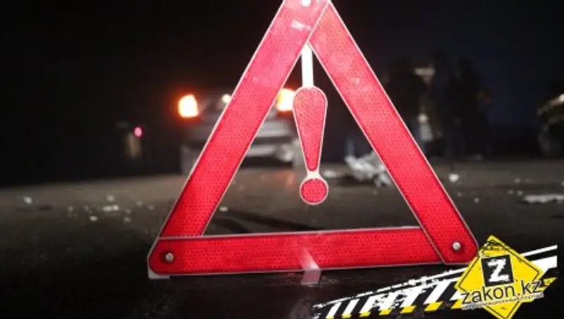 Люди повылетали из машины в результате ДТП