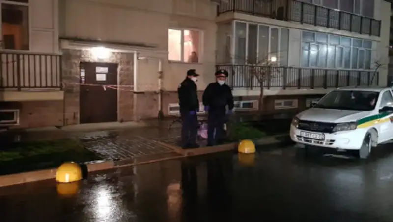 Сразу пять подъездов закрыли в районе Алгабаса в Алматы