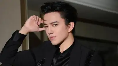 певец, фото - Новости Zakon.kz от 22.09.2023 20:46