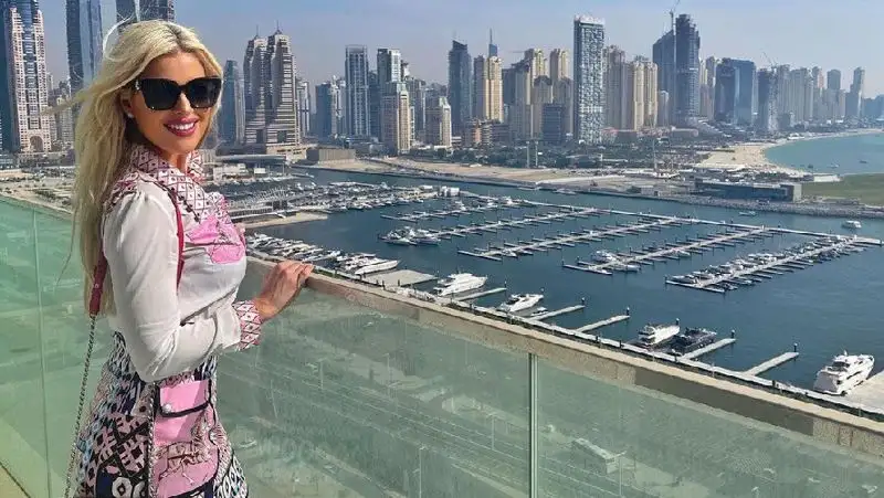 Тимати заметили с новой пассией в Дубае