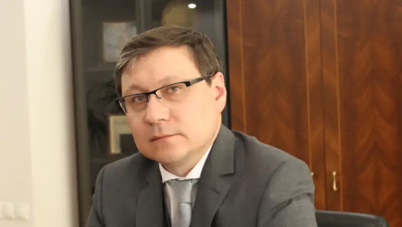 Вагапов освобожден от должности заведующего государственно-правовым отделом АП