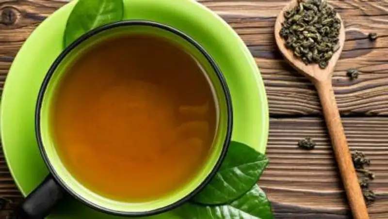 Зеленый чай назвали полезным при COVID-19 напитком