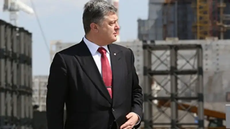 Порошенко сравнил аварию на Чернобыльской АЭС с «российской агрессией»
