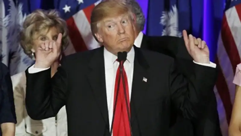 СМИ: шефа предвыборной кампании Трампа обвинили в избиении журналистки