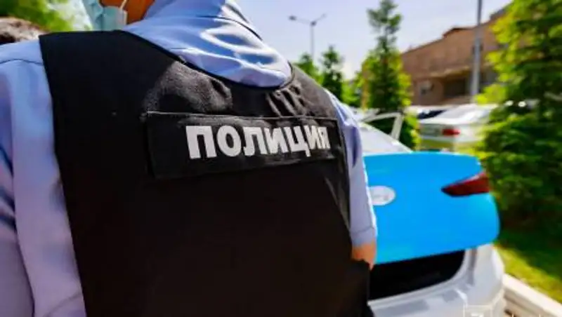 Беременная женщина прыгнула с моста в реку в Нур-Султане