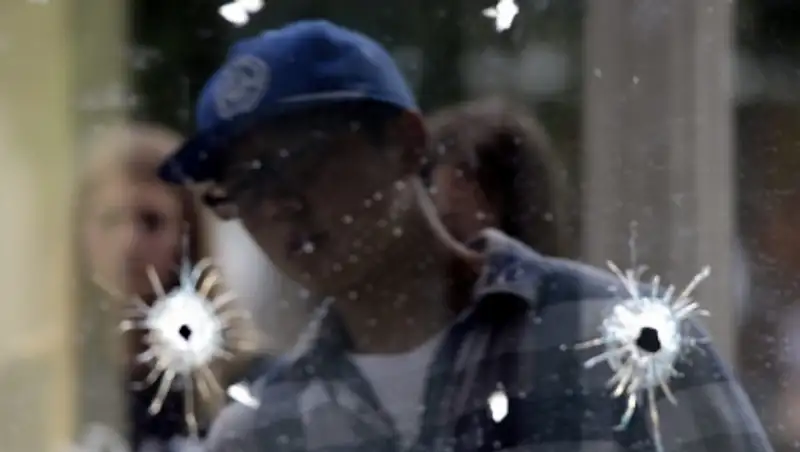 В Чикаго трое полицейских получили ранения в перестрелке