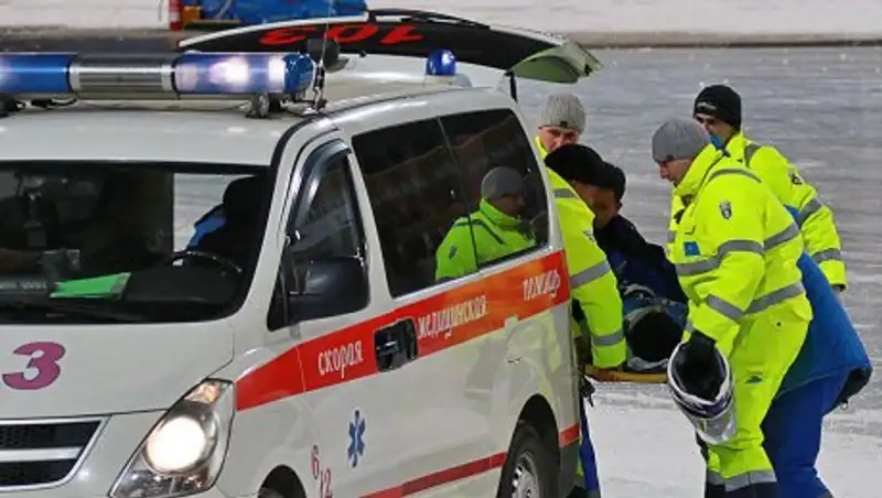 В Акмолинской области произошло смертельное ДТП на обледеневшей трассе 